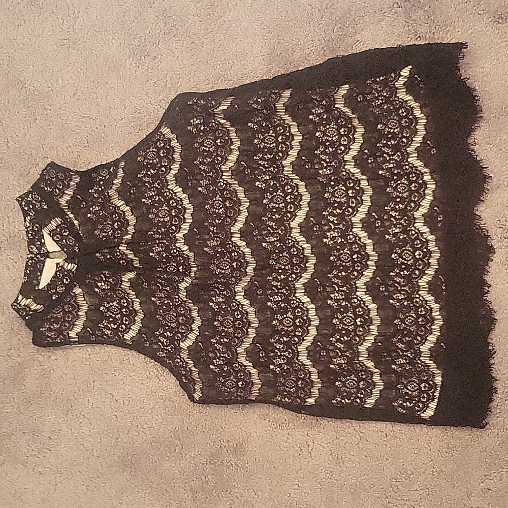 By & By lace black and beige sleeveless top